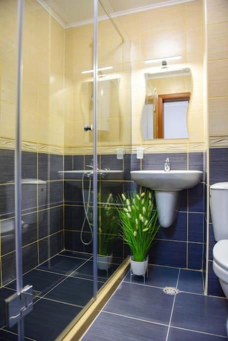 Charming Sunny Apartment+Swimming Pool Saints Constantine and Helena Exterior photo